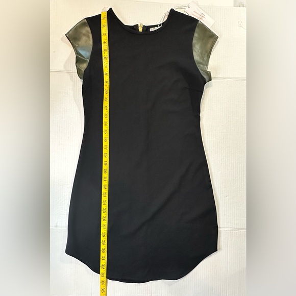 House Of Wallace LC Dress Black Green Zip Up Stretch Midi Size XS NWT - Picture 3 of 8
